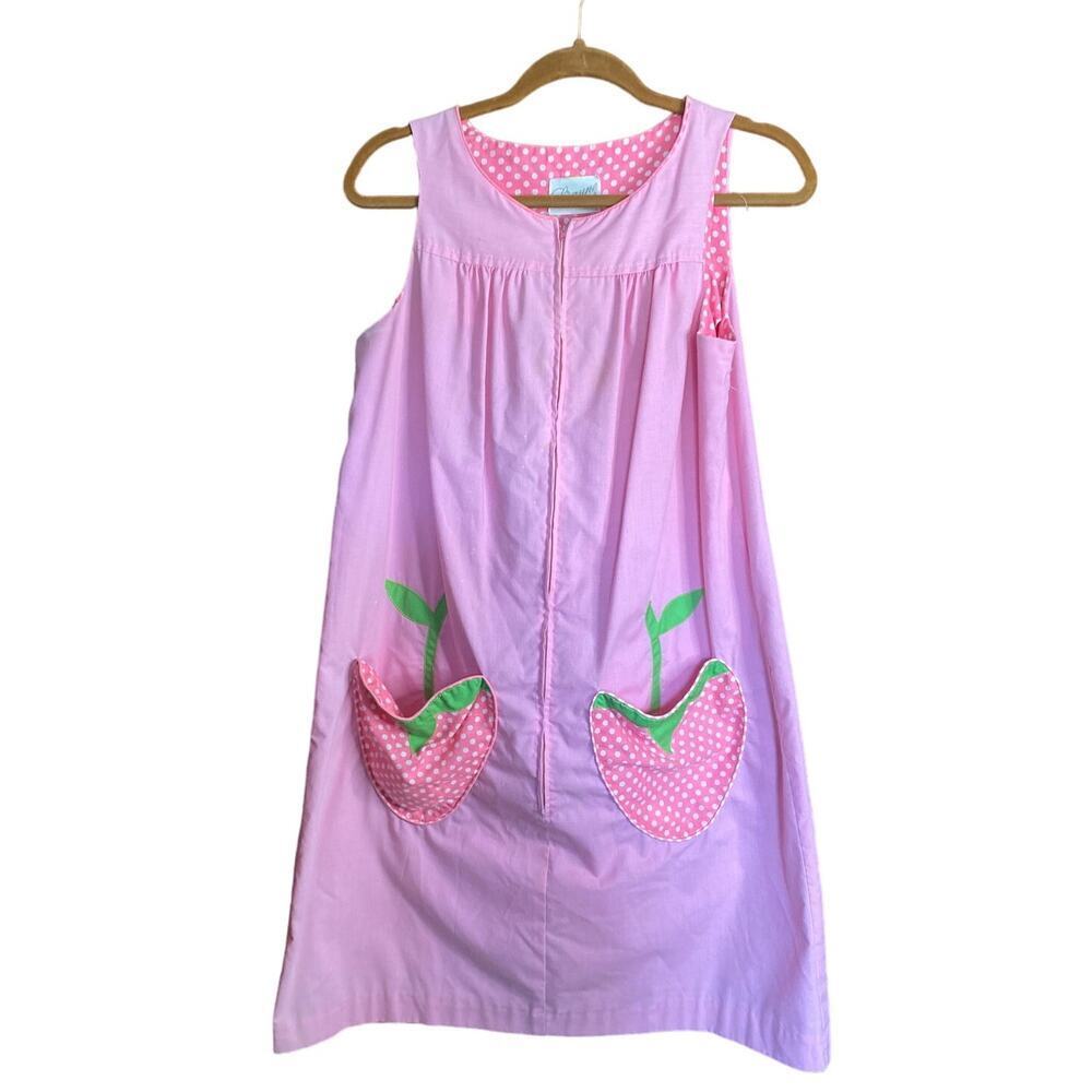 VINTAGE Strawberry Housecoat 60s 70s
